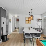 M386-vaeggerlose-skarntydevej-27 * Bøtø By