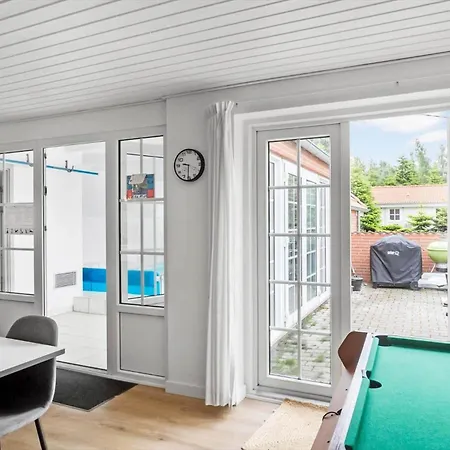 M386-vaeggerlose-skarntydevej-27 * Bøtø By